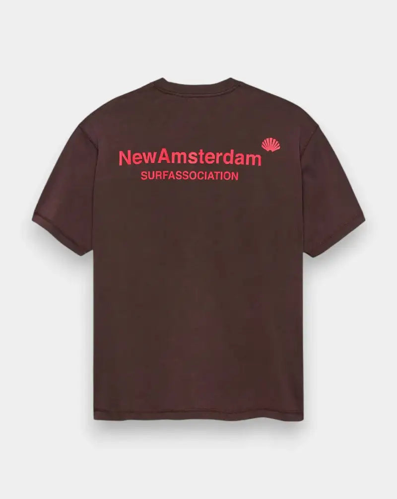 Camiseta New Amsterdam Logo Tee 2601064001 WALNUT/DEEP RED NEW AMSTERDAM