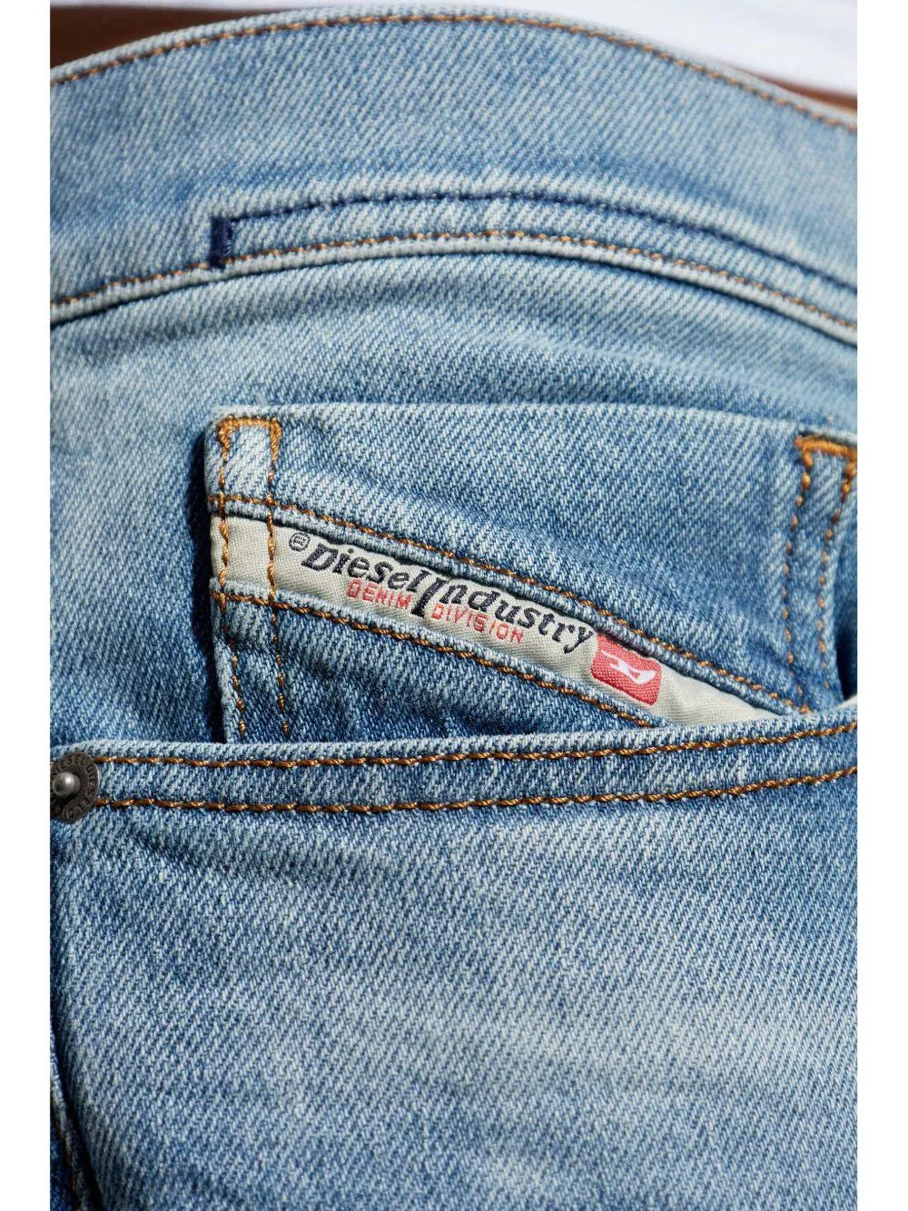 Denim Diesel D-Finitive A1022909L20 01 DIESEL