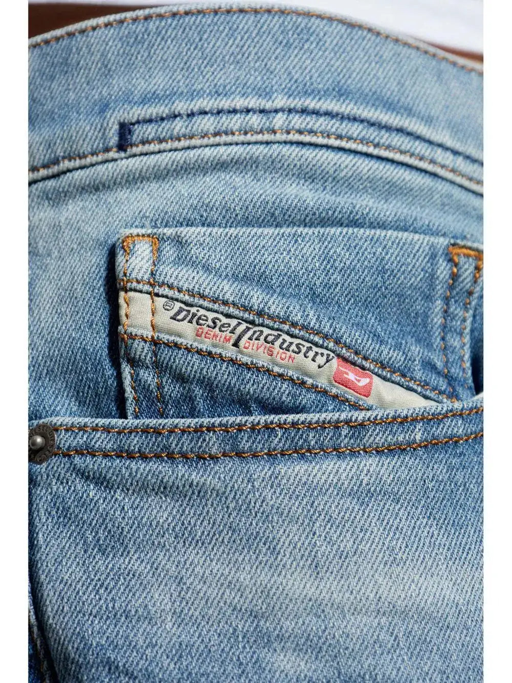 Denim Diesel D-Finitive A1022909L20 01 DIESEL