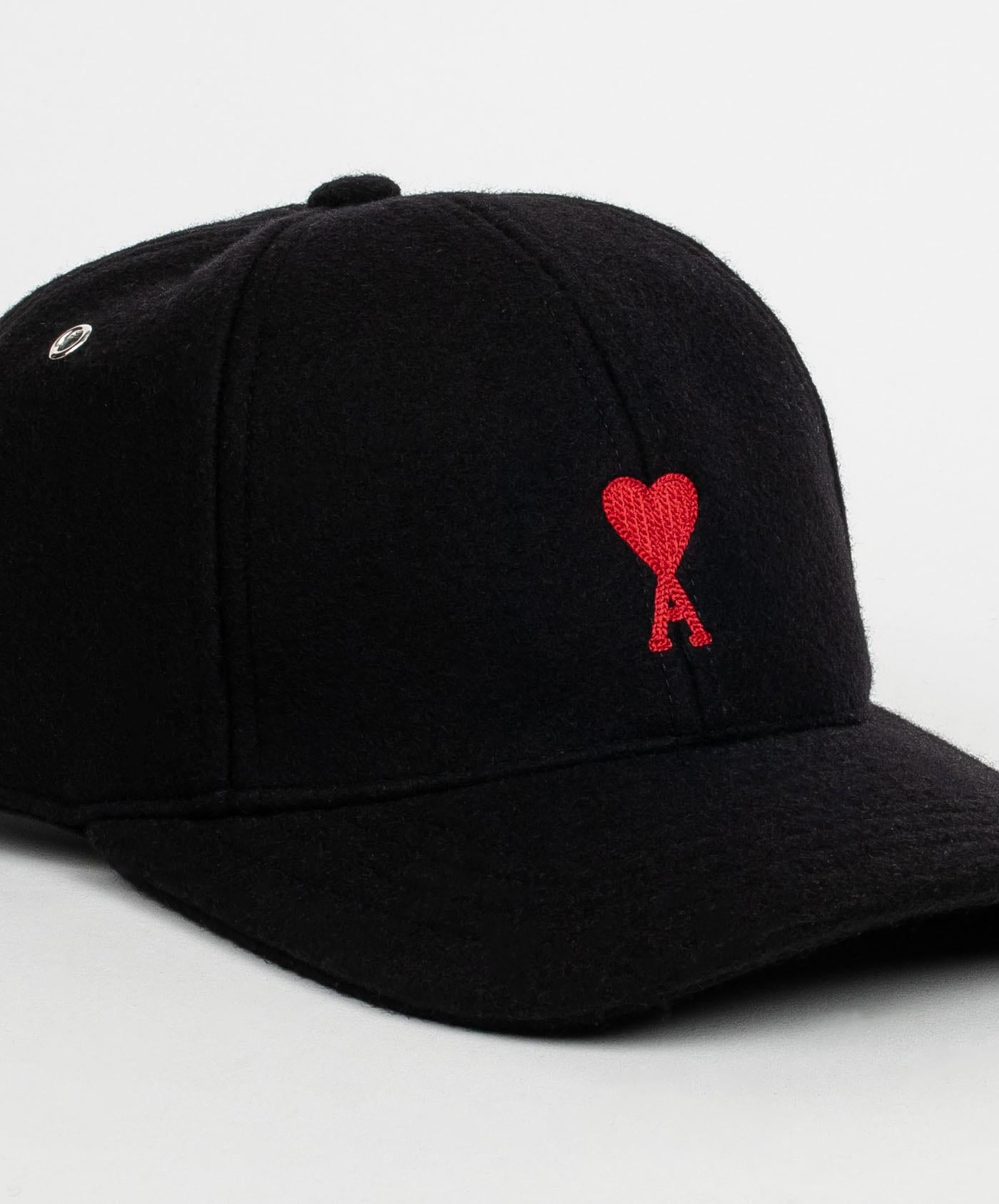 Gorra Ami Paris Red Adc Embroidery Cap BFUCP006 AW0041 001 AMI PARIS