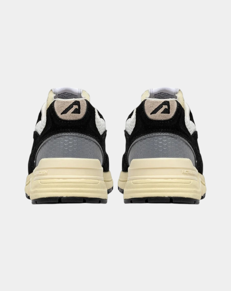 Zapatillas Autry Hyperway HYLM UM07 HYLM UM07 BLACK/SILVER AUTRY