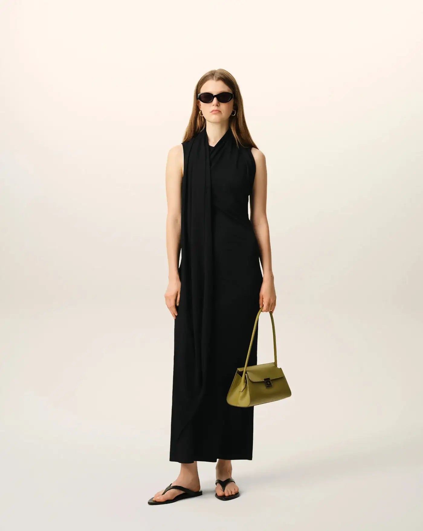 Vestido Ami Paris Sleeveless Maxi Lavalliere FDR657JE0223 001 AMI PARIS