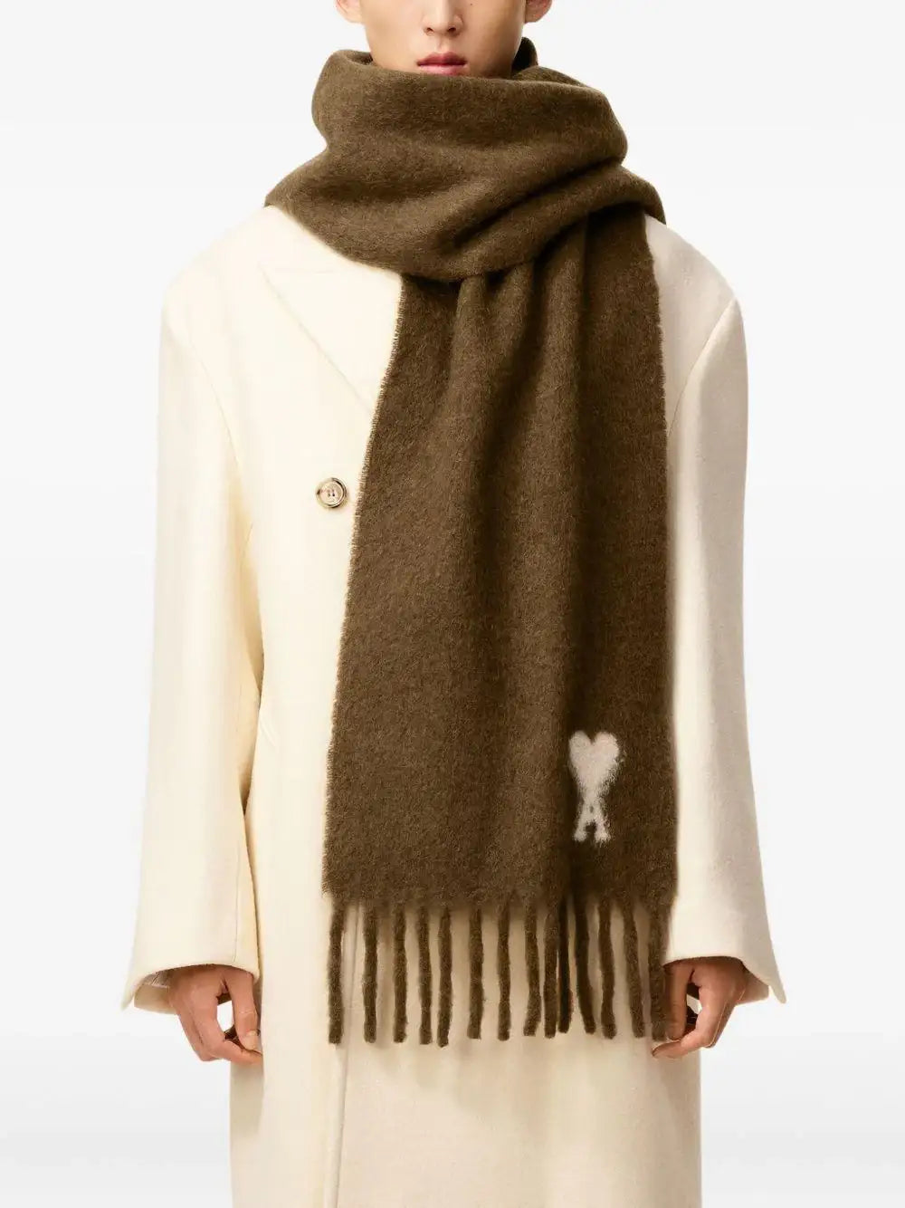 Bufanda Ami Paris Alpaca Off White Ami De Coeur Scarf USF673AW0004 216 AMI PARIS