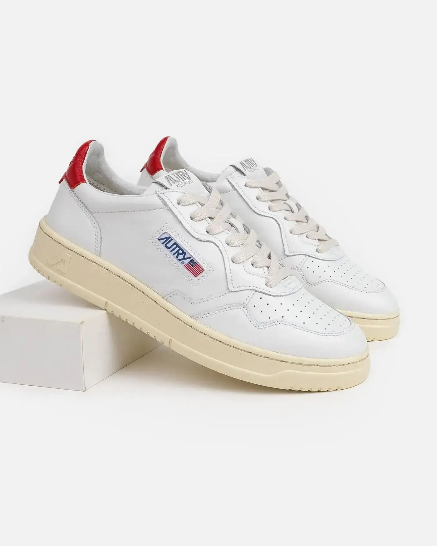 Zapatillas Autry AULM LL21 AULM LL21 WHT/RED AUTRY
