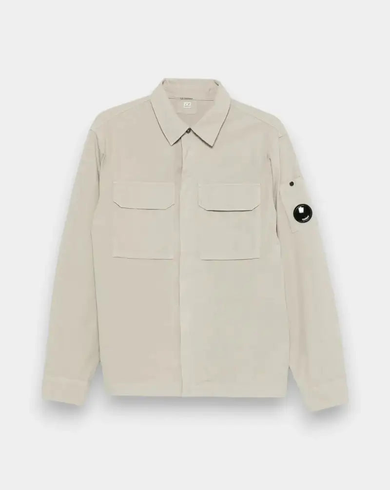 Chaqueta C.P. Company Organic Gabardine Zipped Lens Overshirt 20CMOS156A110143G 904 DOVE C.P. COMPANY
