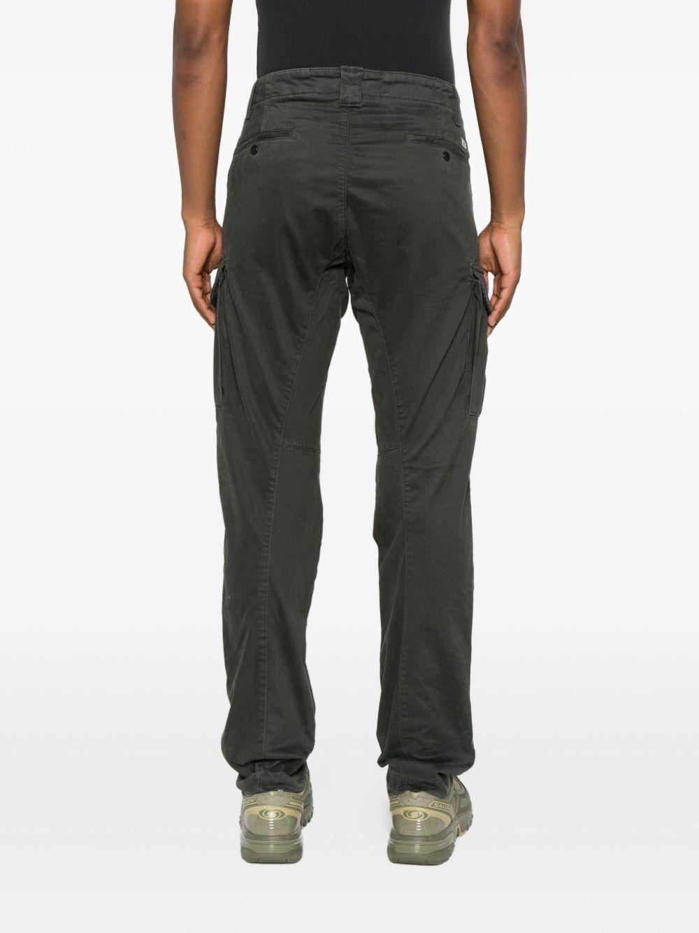 Pantalon C.P. Company Cargo Pant in Stretch Satin 19CMPA731A005529G 978 C.P. COMPANY