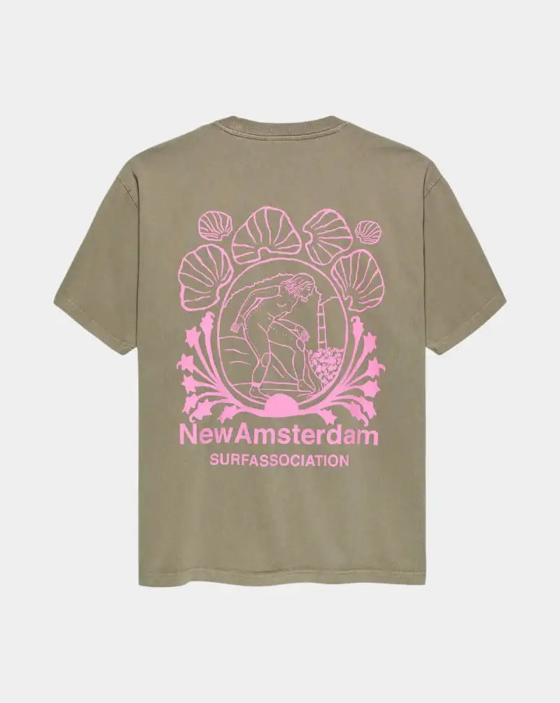 Camiseta New Amsterdam Lost Surfer Tee 2502066001 TAUPE NEW AMSTERDAM