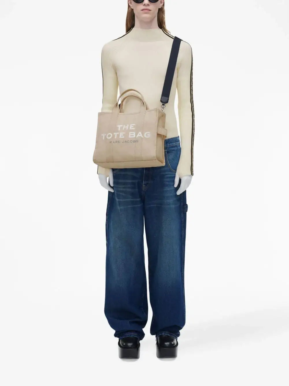 Bolso Marc Jacobs The Medium Tote Bag M0016161 260 MARC JACOBS