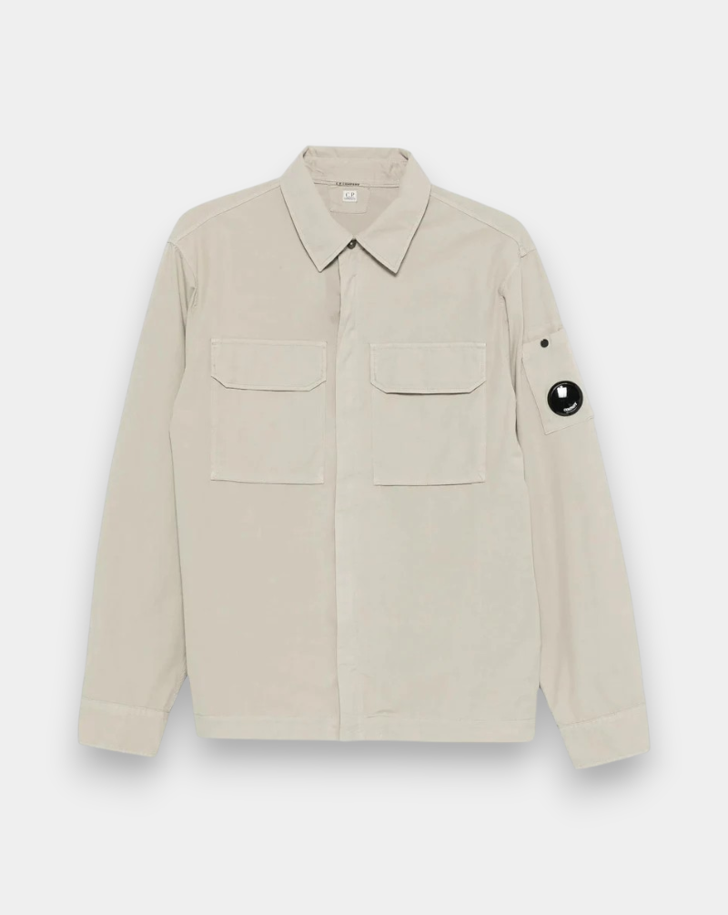 Chaqueta C.P. Company Organic Gabardine Zipped Lens Overshirt 20CMOS156A110143G 904 DOVE C.P. COMPANY