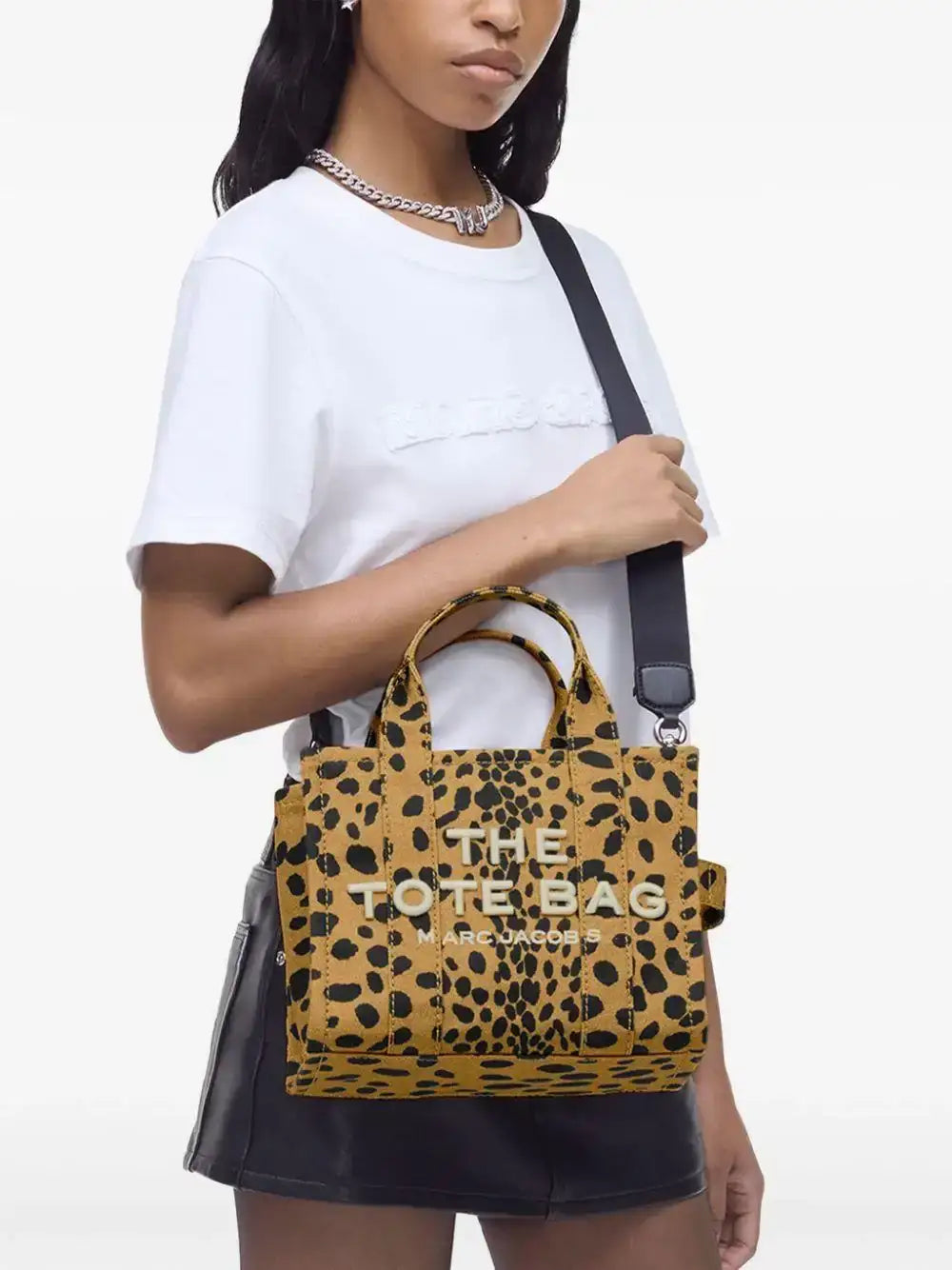 Bolso Marc Jacobs The Small Tote 2R4HTT028H03 002 MARC JACOBS