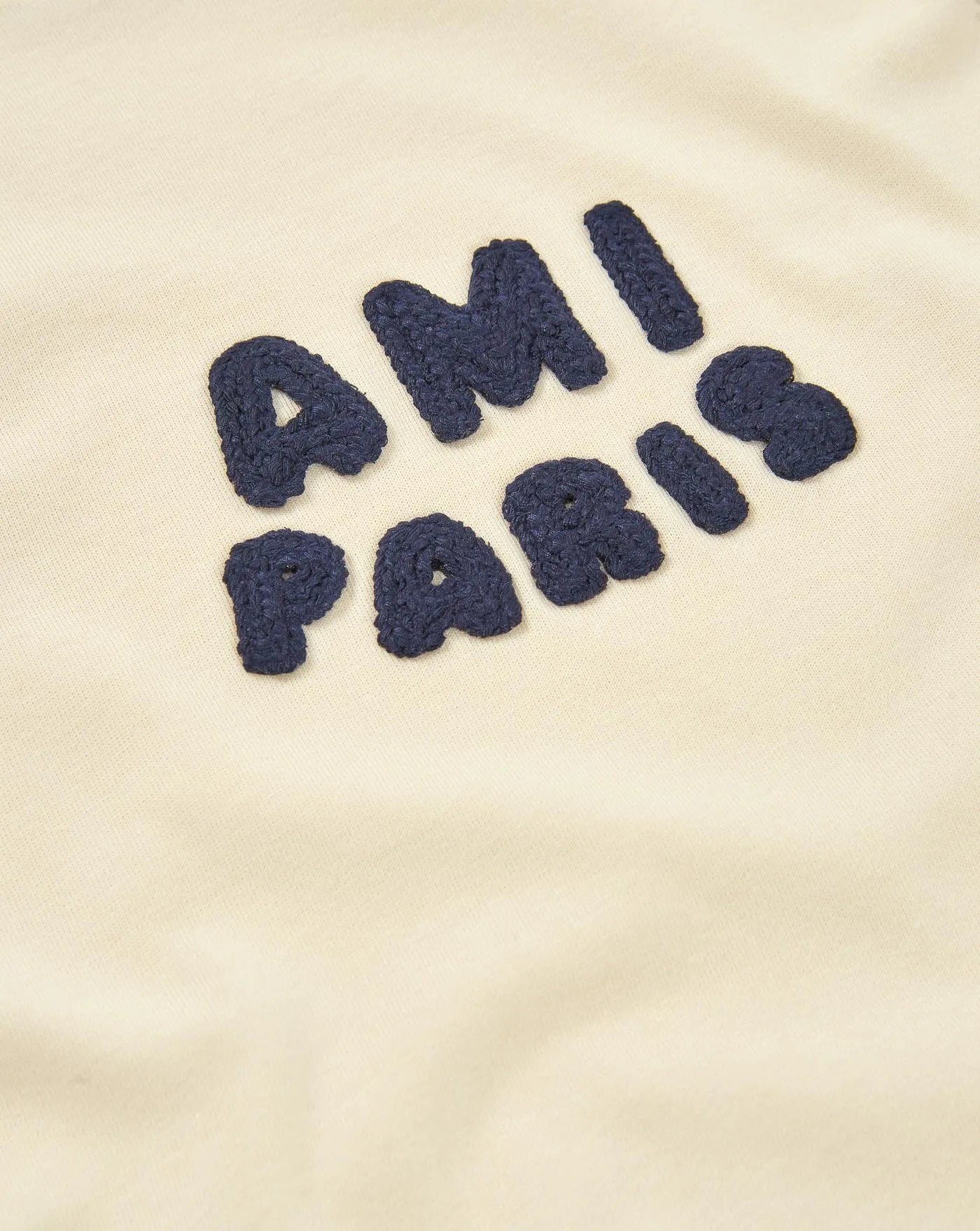 Camiseta Ami Paris Logo UTS075726 136 AMI PARIS