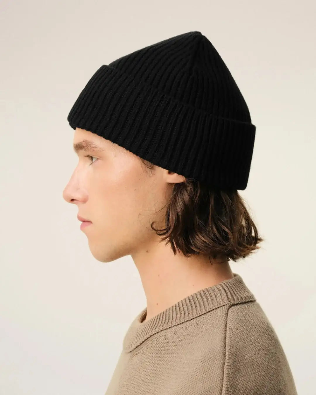 Gorro Ami Paris Quota Beanie with Red Ami de Coeur BFUHA116 018 009 AMI PARIS 