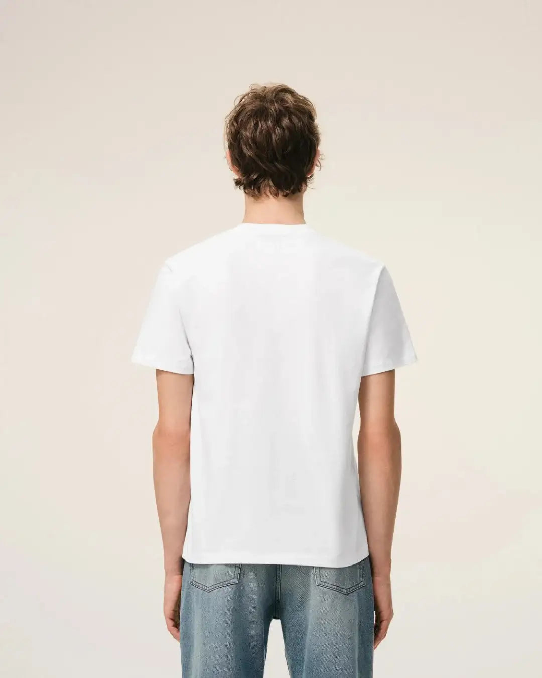 Camiseta Ami Paris with Red Ami de Coeur BFUTS035 724 100 WHITE AMI PARIS 