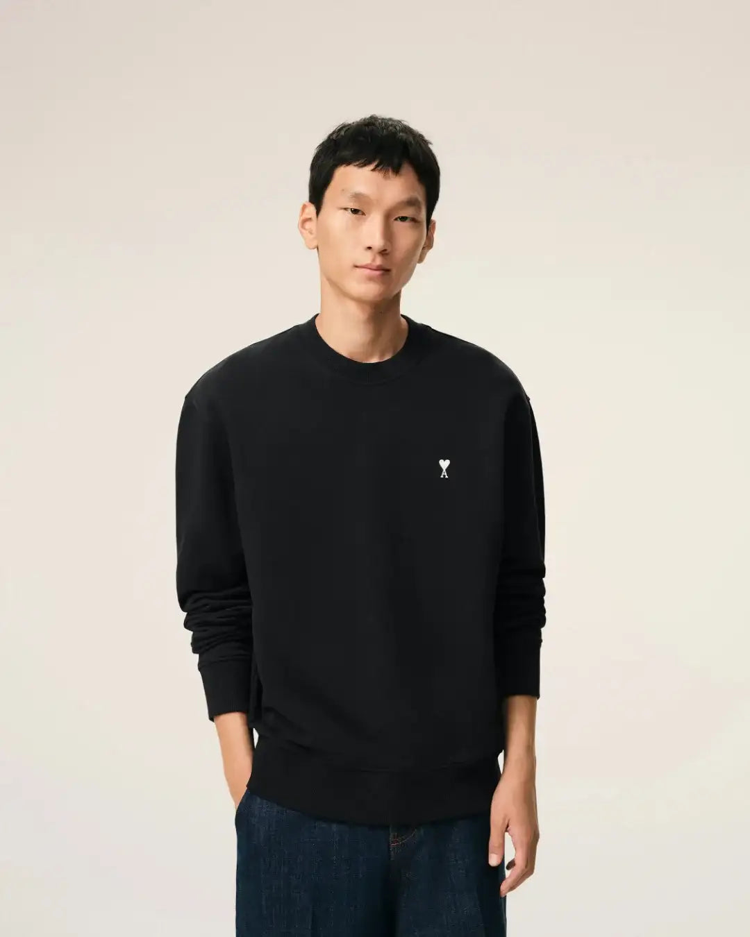 Sudadera Ami Paris with Contrasted Ami de Coeur HSW763 730 045 BLACK/WHITE CREAM AMI PARIS 