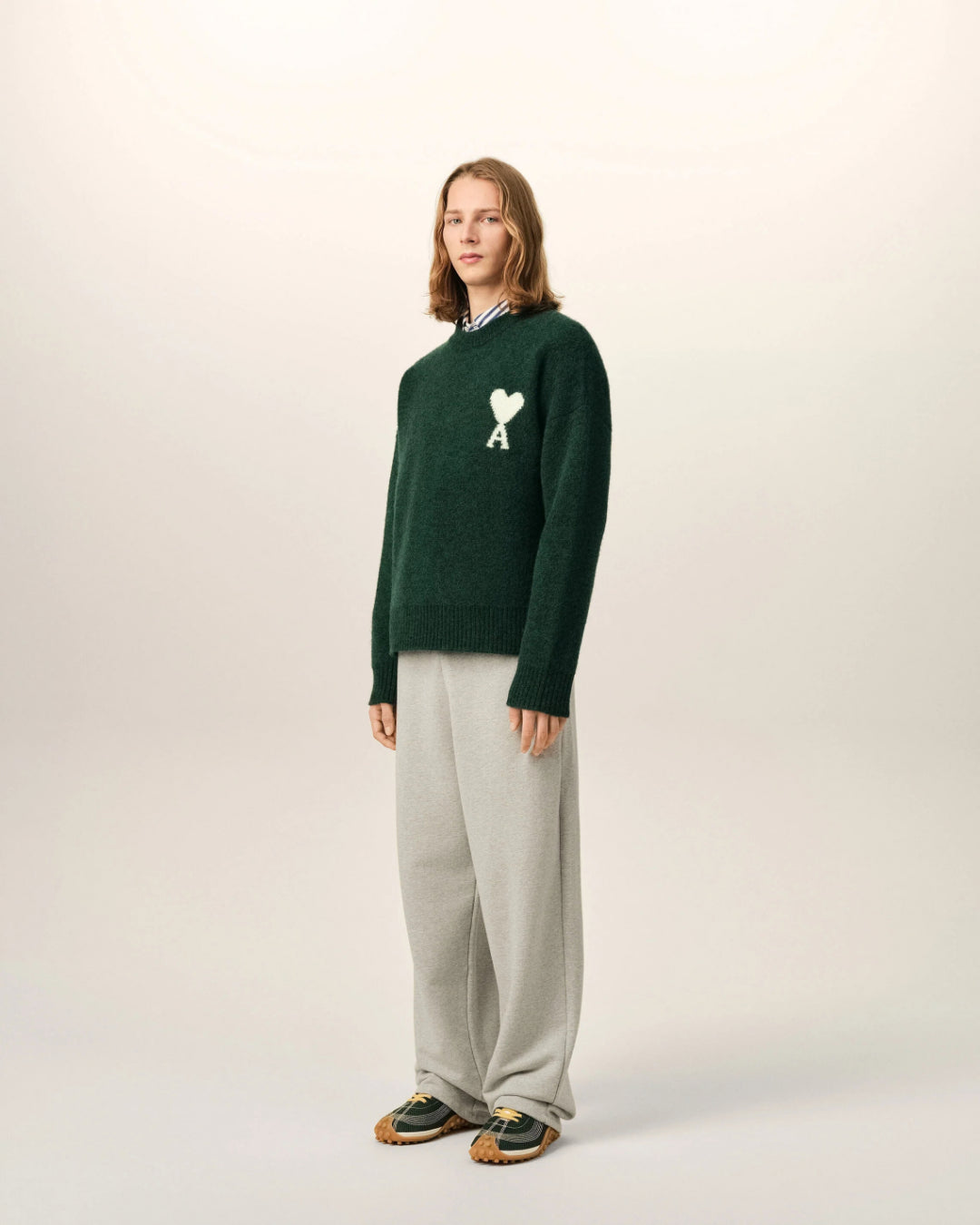 Jersey Ami Paris Quota Crewneck Sweater with Ami de Coeur UKS836 KN0135 A279 BOTTLE GREEN/OFF WHITE AMI PARIS 