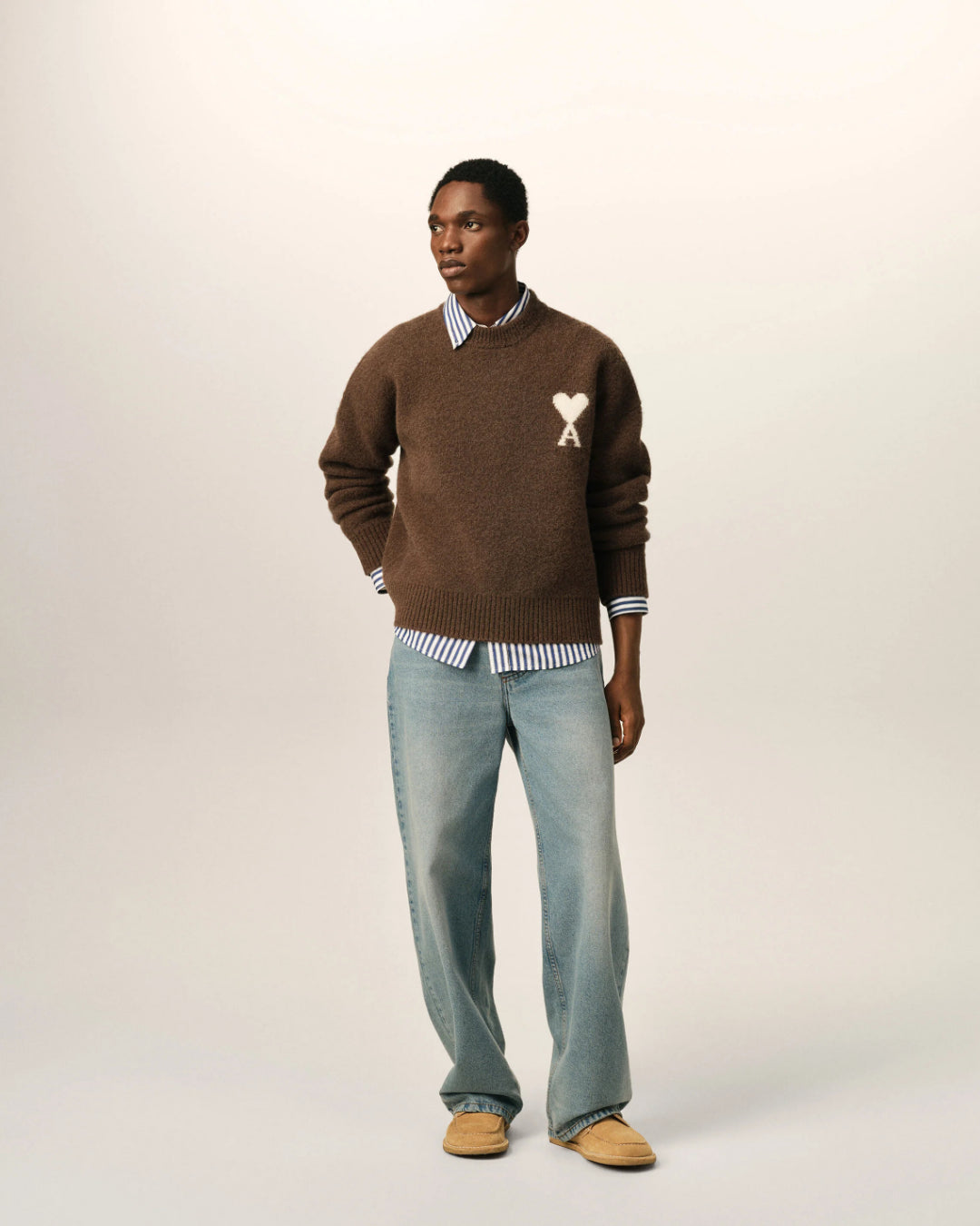 Jersey Ami Paris Quota Crewneck Sweater with Ami de Coeur UKS836 KN0135 A362 CHOCOLATE BROWN/OFF WHITE AMI PARIS 