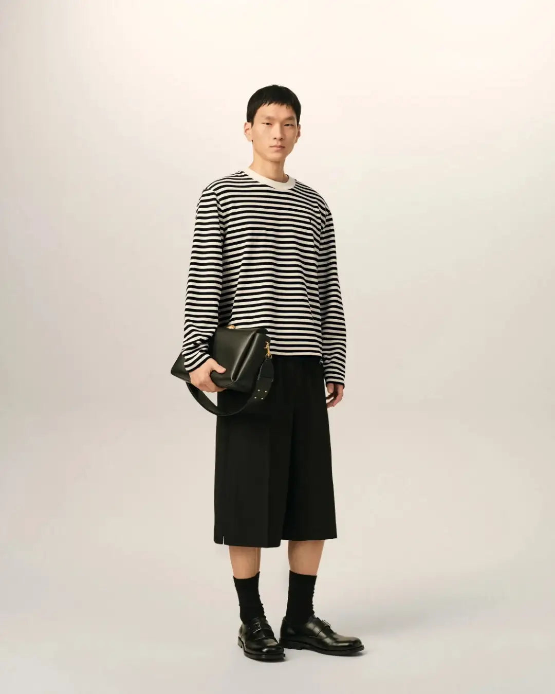 Camiseta Ami Paris Long Sleeves Striped UTS414 JE0241 044 BLACK/IVORY AMI PARIS 