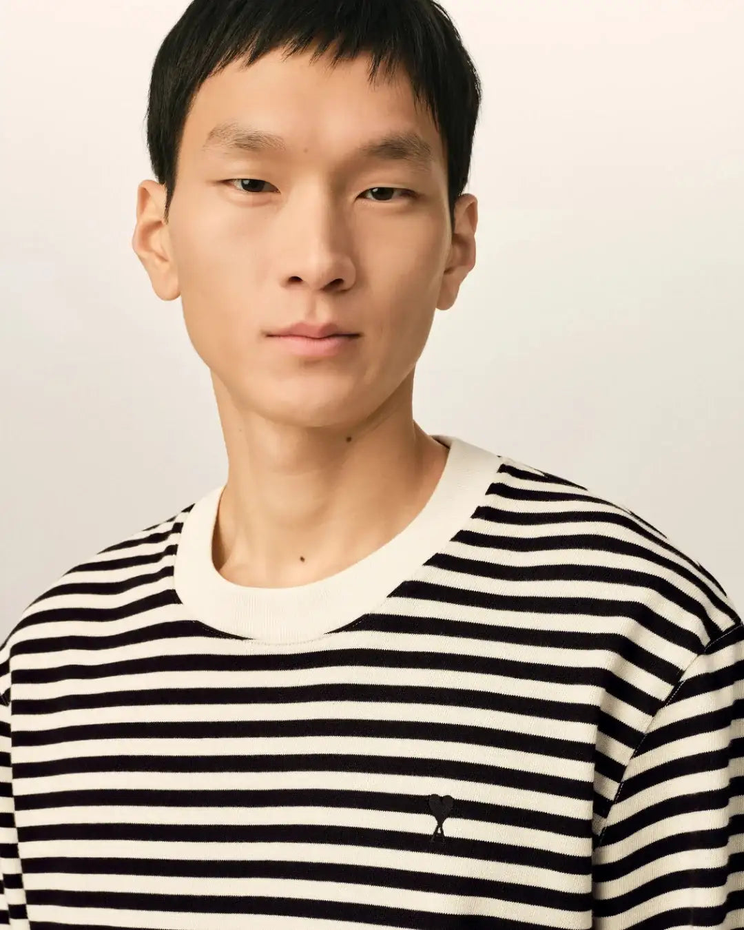 Camiseta Ami Paris Long Sleeves Striped UTS414 JE0241 044 BLACK/IVORY AMI PARIS 
