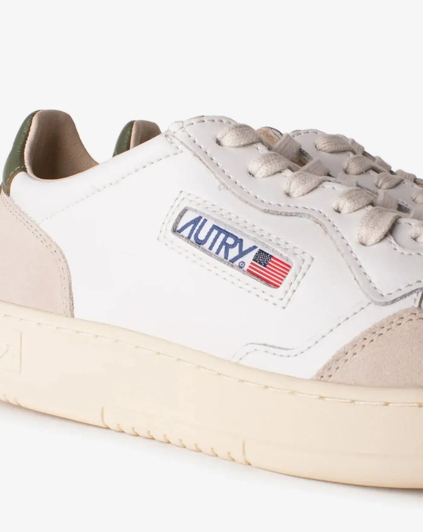 Zapatillas Autry Aulm LS17 AULM LS17 WHITE/BRONZE GREEN AUTRY 