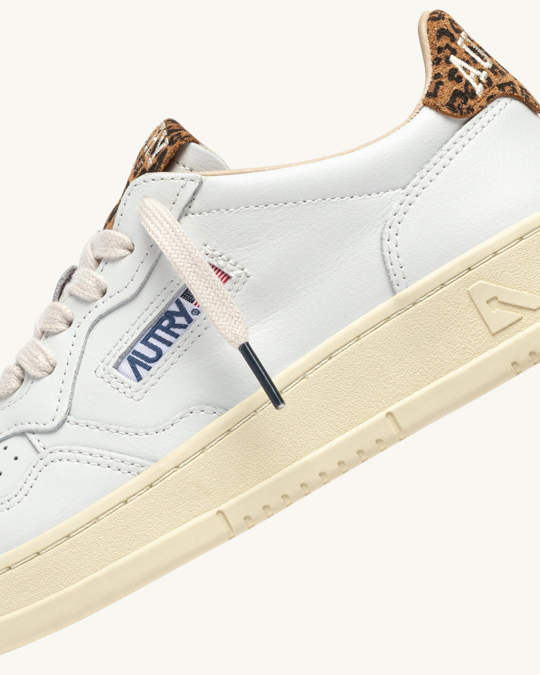 Zapatillas Autry Aulw HJ02 AULW HJ02 WHITE/LEOPARD AUTRY 