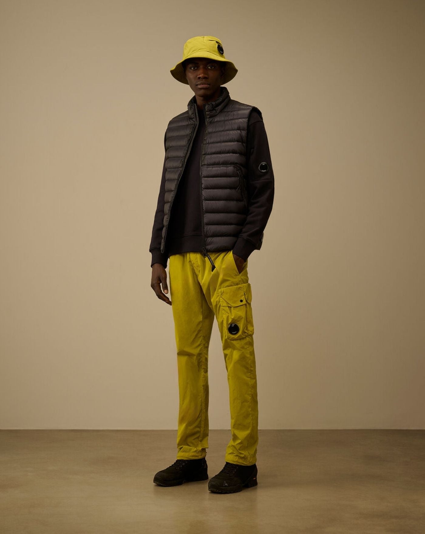 Sudadera C.P. Company Diagonal Raised Fleece Crewneck Lens RCCMSS713A005086W 888 C.P. COMPANY 