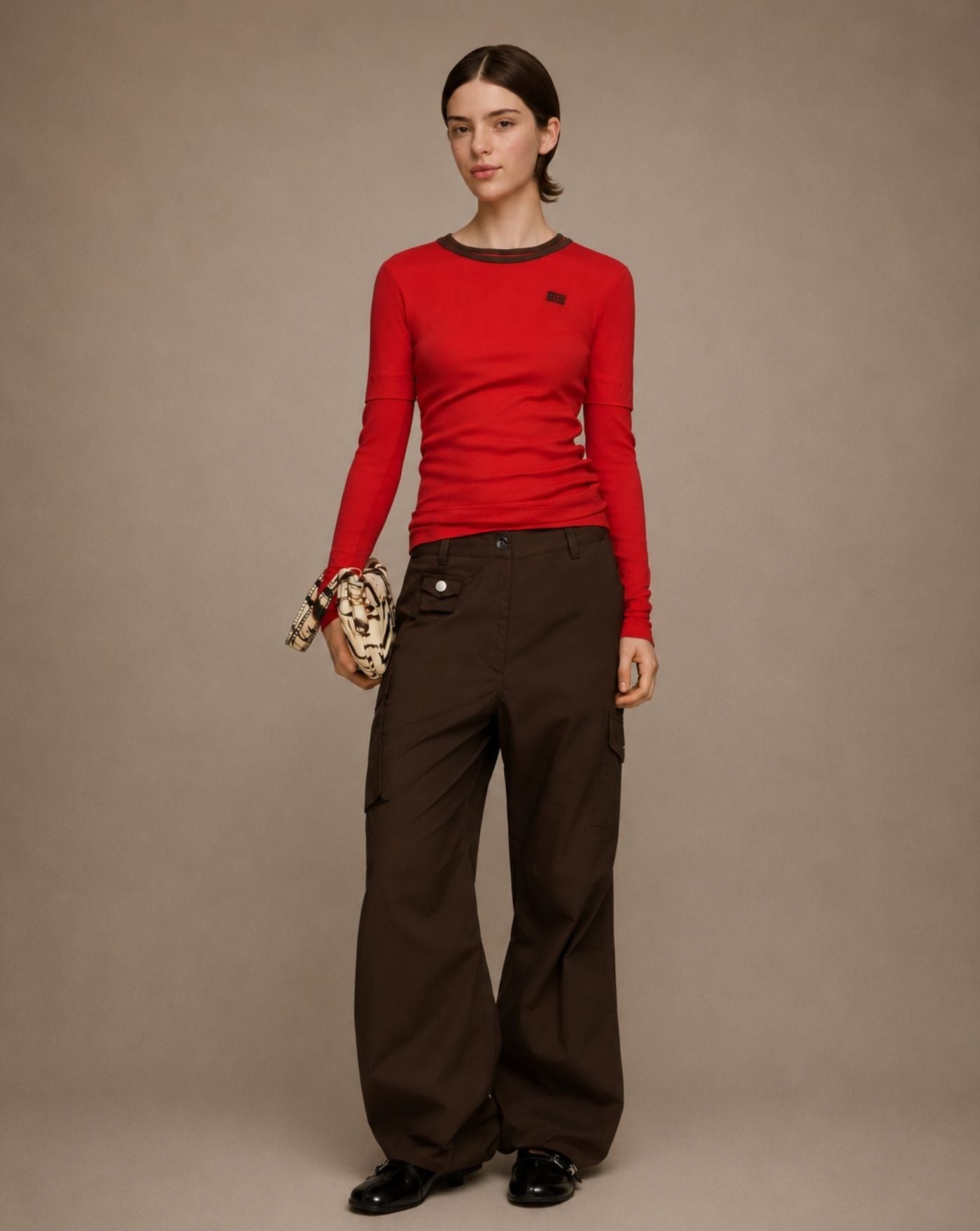 Pantalones Ganni Cargo Trousers in Brown Cotton<BR/> A1080164 979 GANNI 