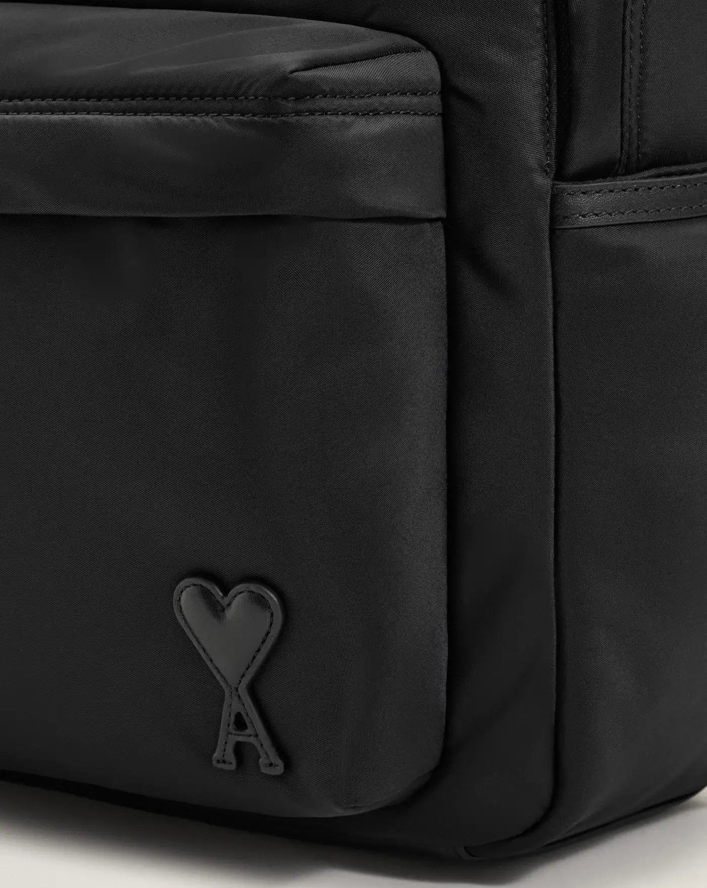 Mochila Ami Paris Marcel Backpack ULL728AW0001 001 AMI PARIS 