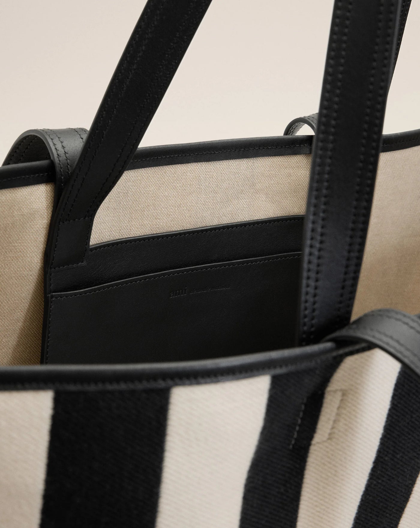 Bolso Ami Paris Ami de Coeur Shopping Bag ULL733AW0026 1360 AMI PARIS 