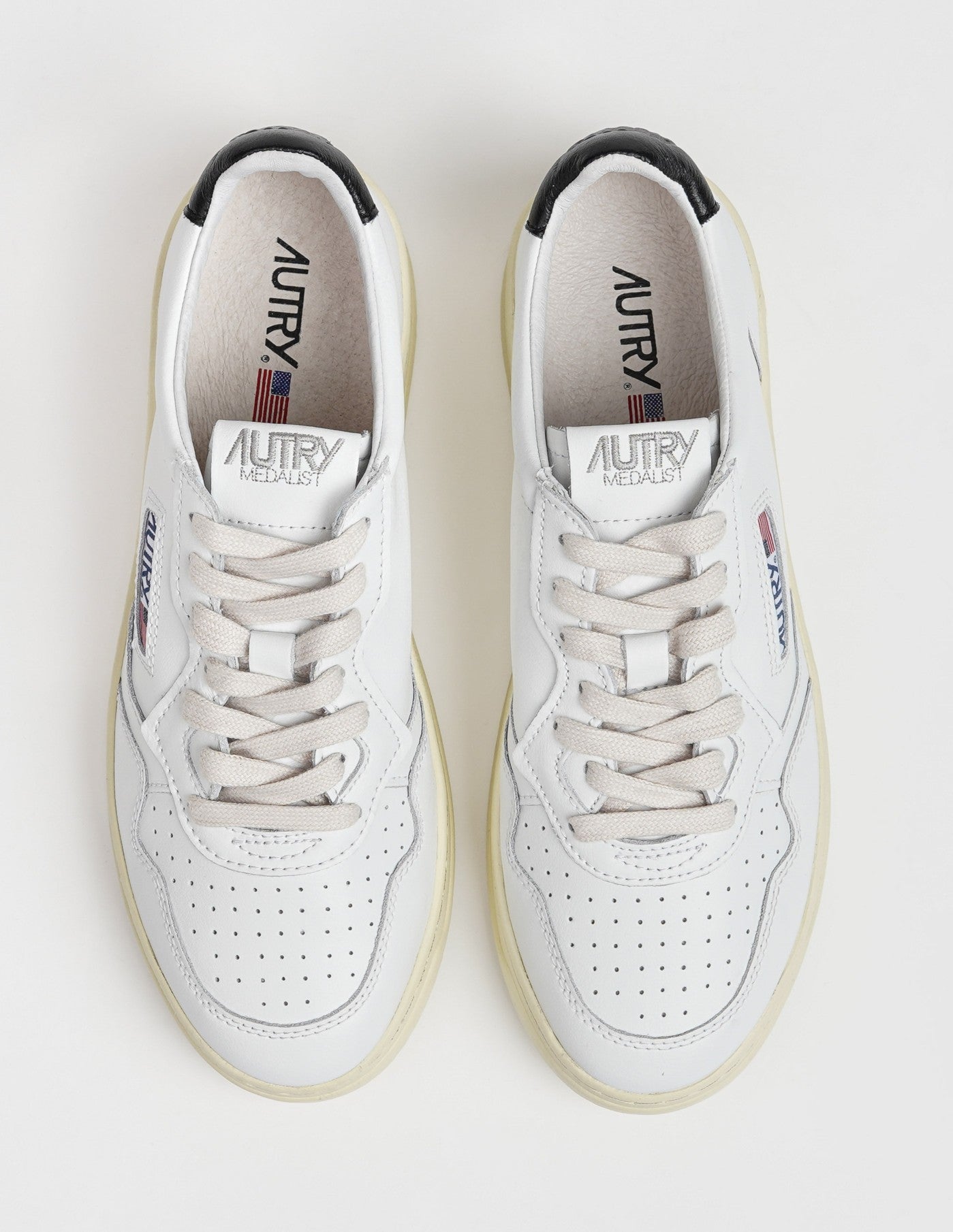 Zapatillas Autry Medalist Aulm LL22 AULM LL22 WHT/BLACK AUTRY 