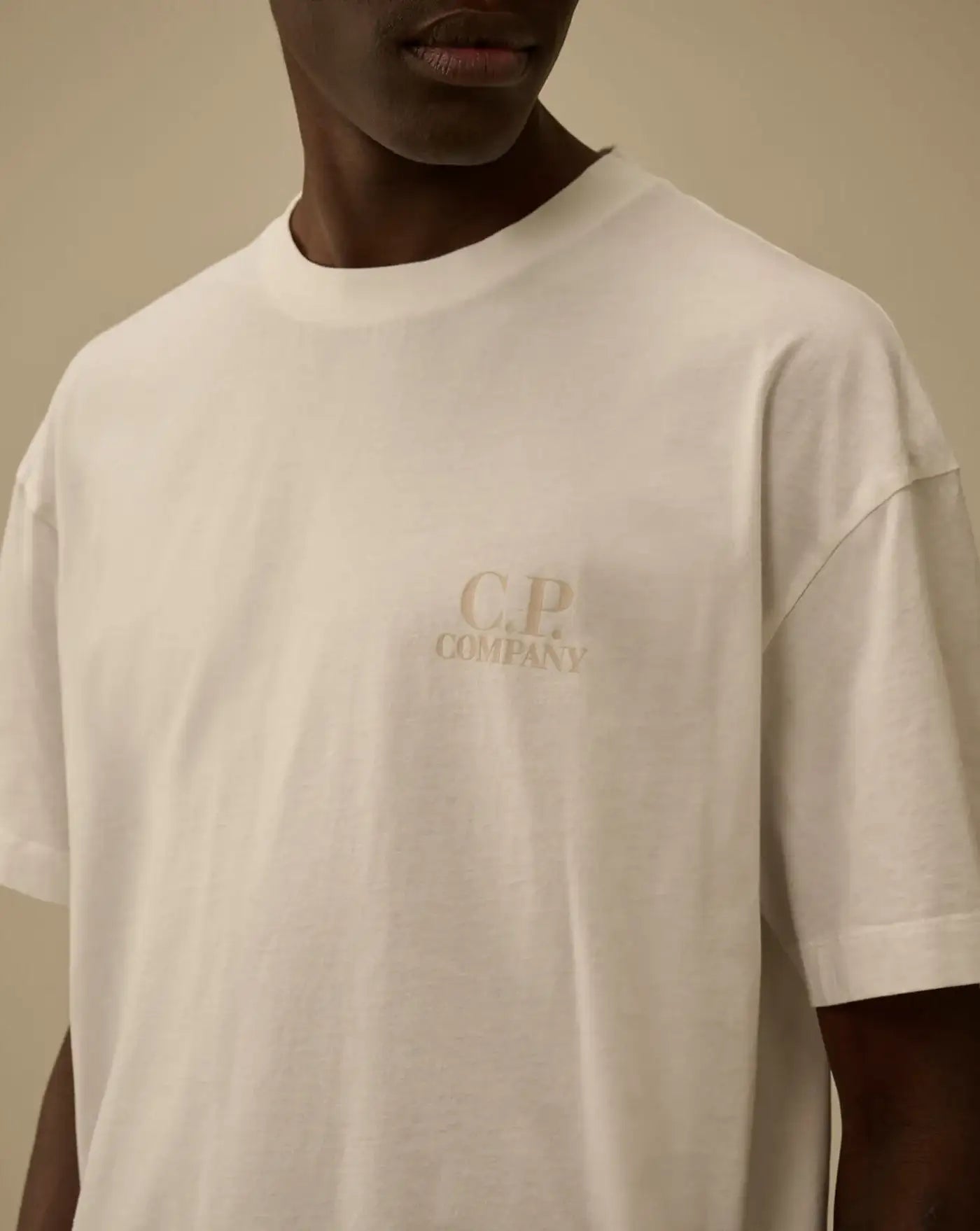Camiseta C.P. Company 30/1 Jersey Short Sleeve Printed Graphics 20CMTS086A005100W 103 GAUZE WHITE C.P. COMPANY 