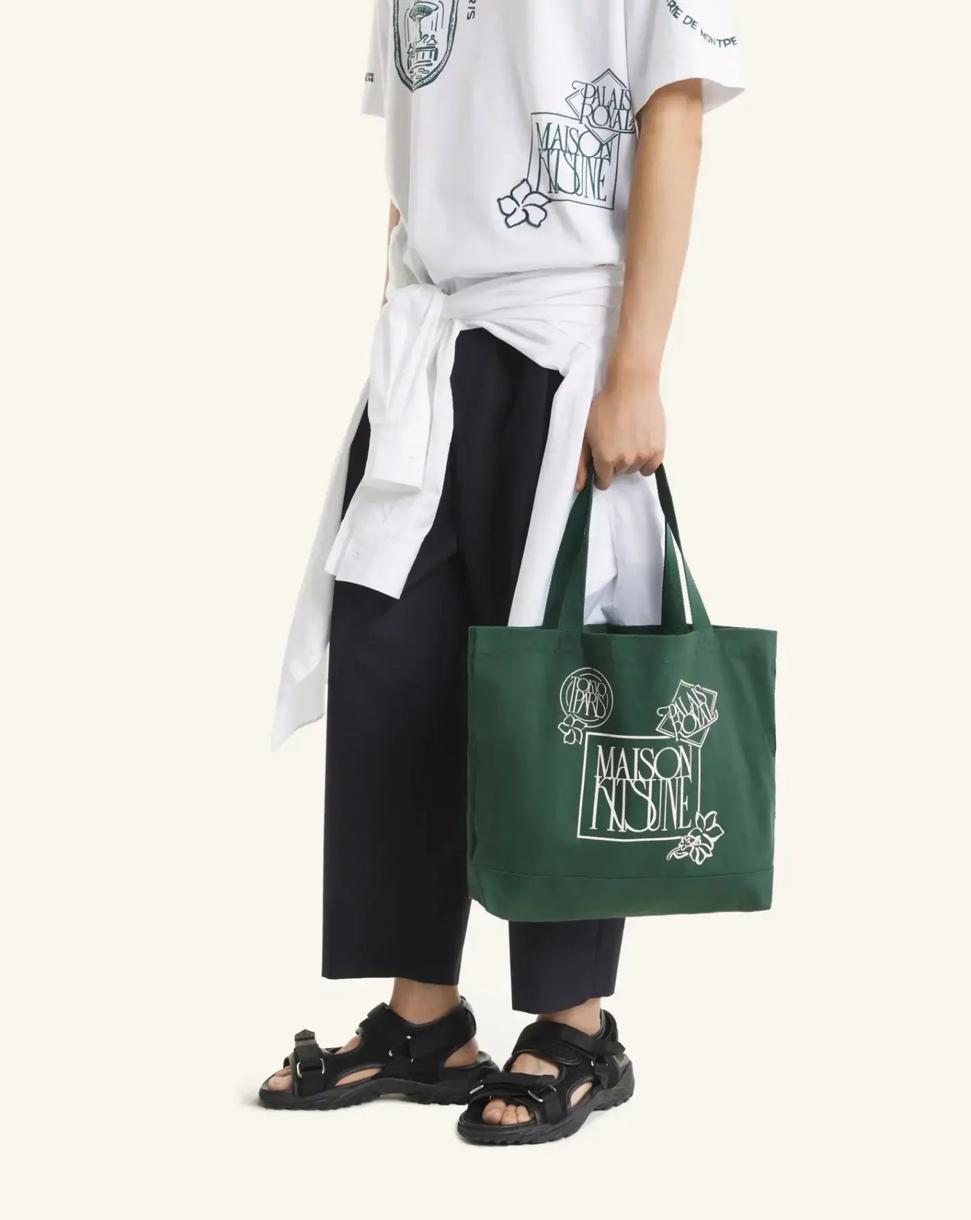 Bolso Maison Kitsune Art Nouveau Stamp Tote QU05118WW9042 P399 MAISON KITSUNE 