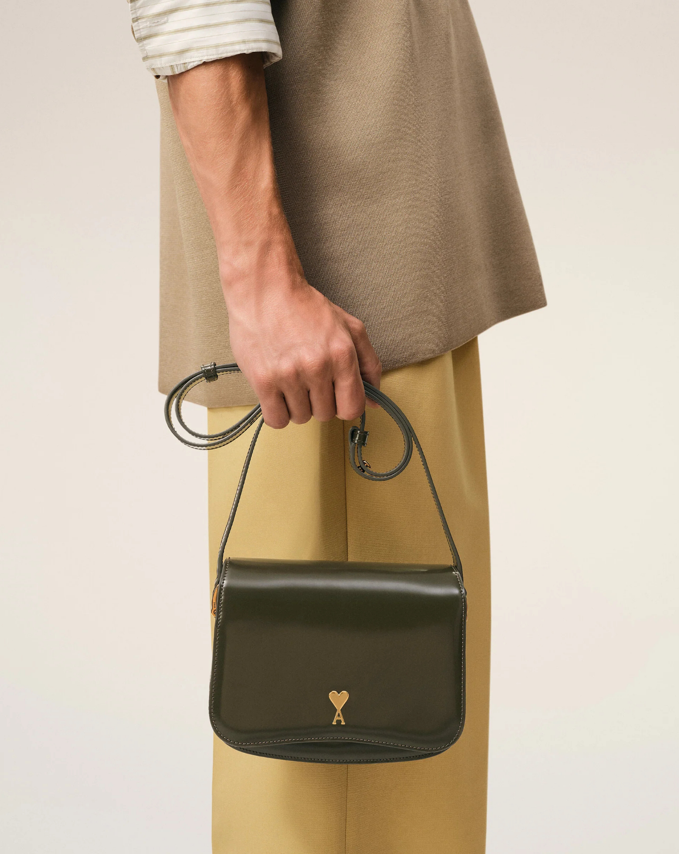 Bolso Ami Paris Paris Bag ULL717AL0139 A037 AMI PARIS 