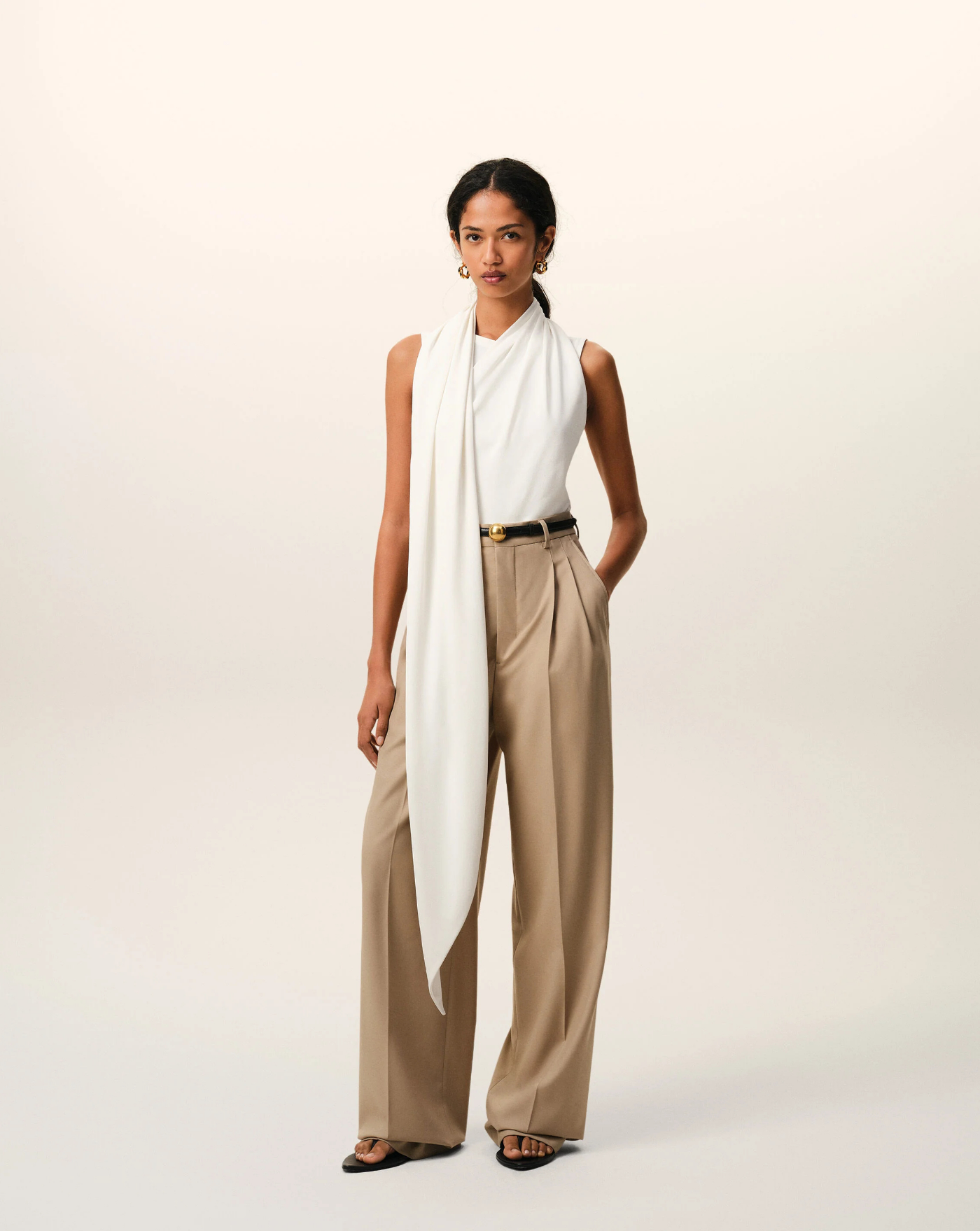 Top Ami Paris Sleeveless Lavalliere FTP827JE0223 136 AMI PARIS 