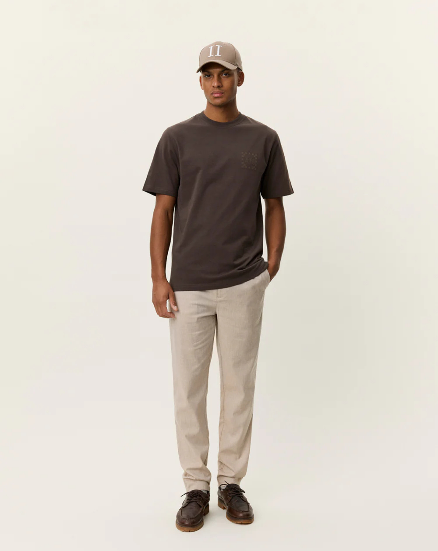 Camiseta Les Deux Ben Goods T-shirt 1001506 962TURKISH COFFE BROWN LES DEUX 