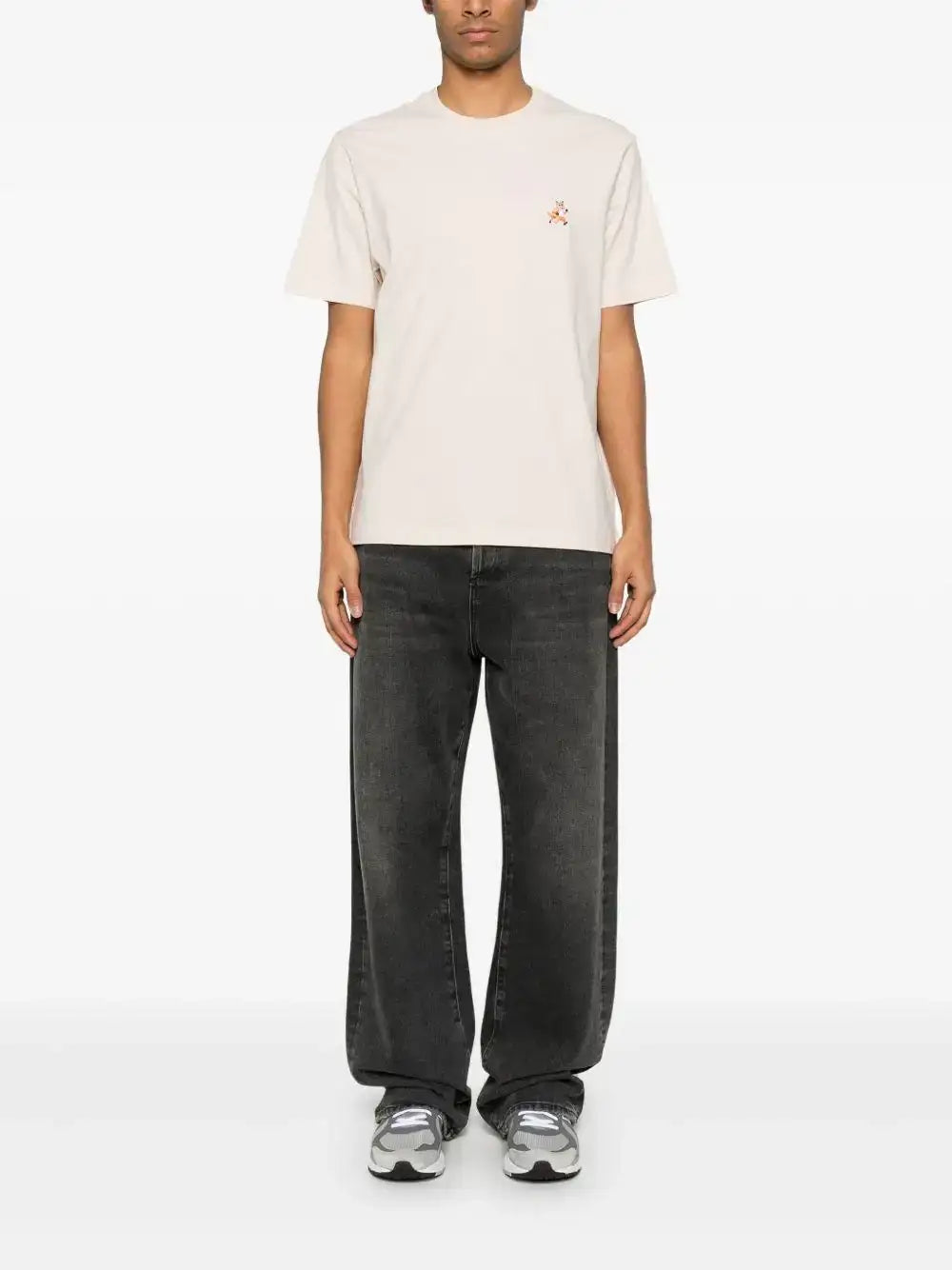 Camiseta Maison Kitsuné Speedy Fox Patch MM00125KJ0008 0114 MAISON KITSUNE 