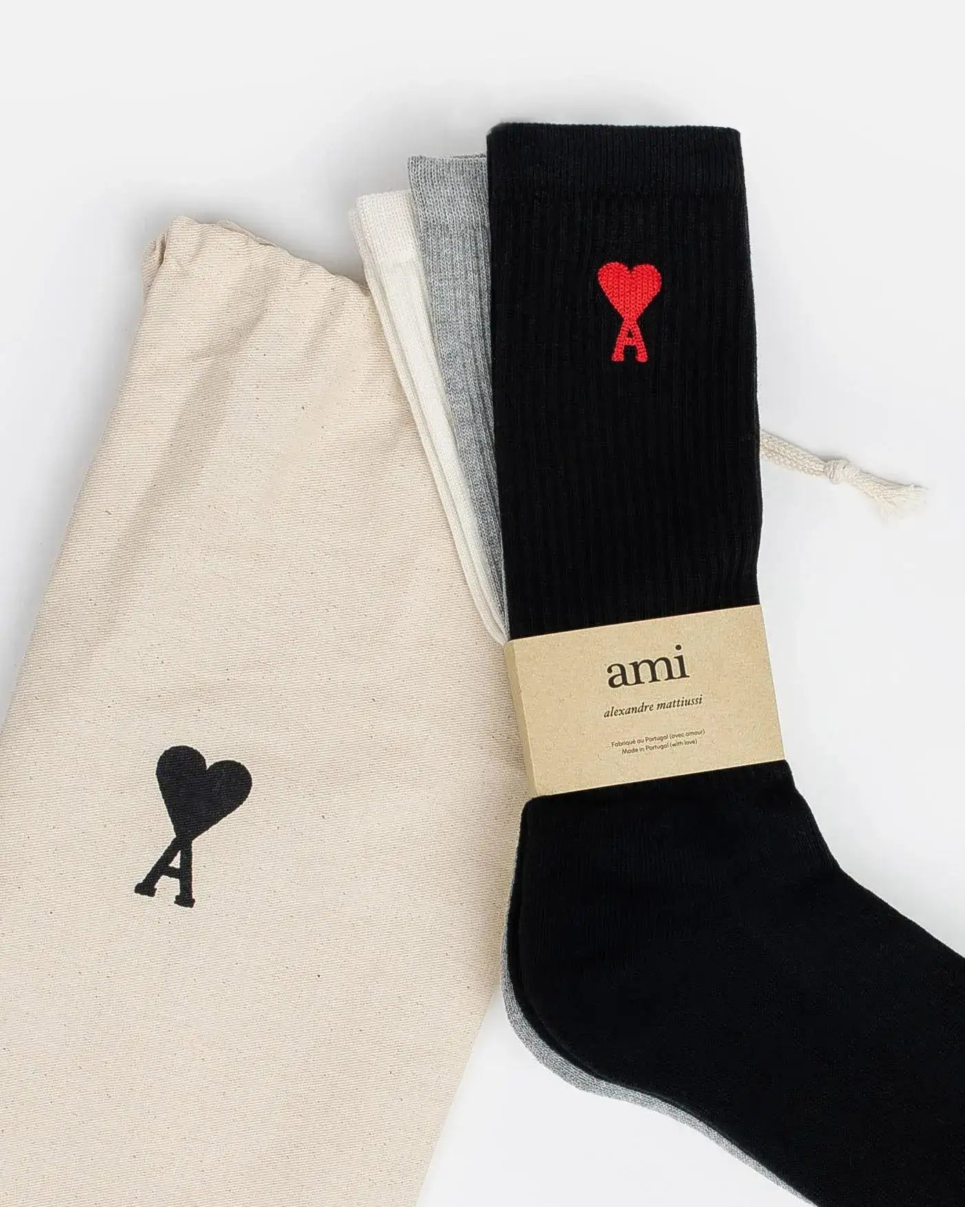  BFUSC003 379 971 AMI PARIS 