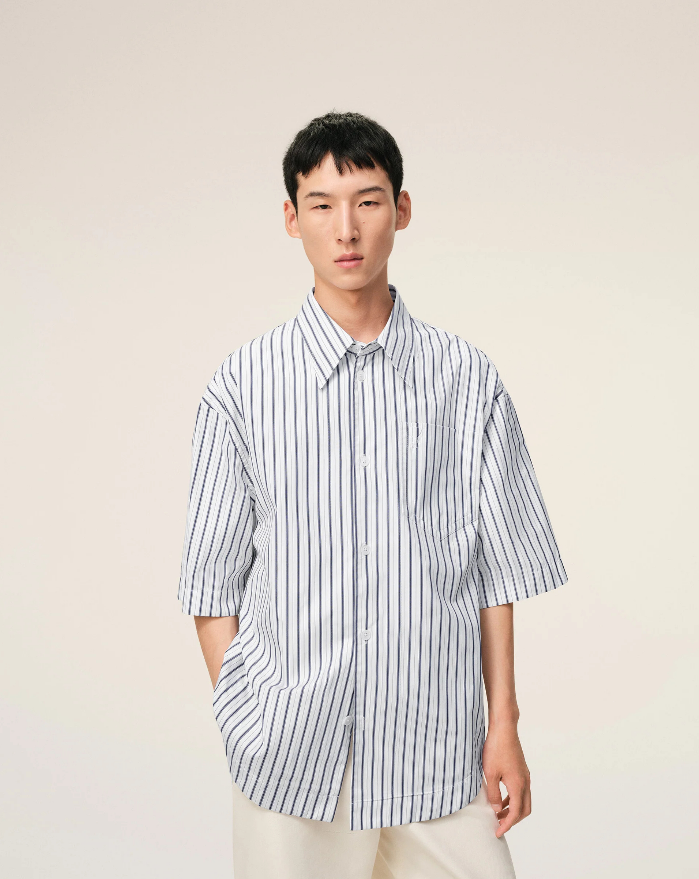 Camisa Ami Paris Ami de Coeur USH809CO0220 A074 AMI PARIS 