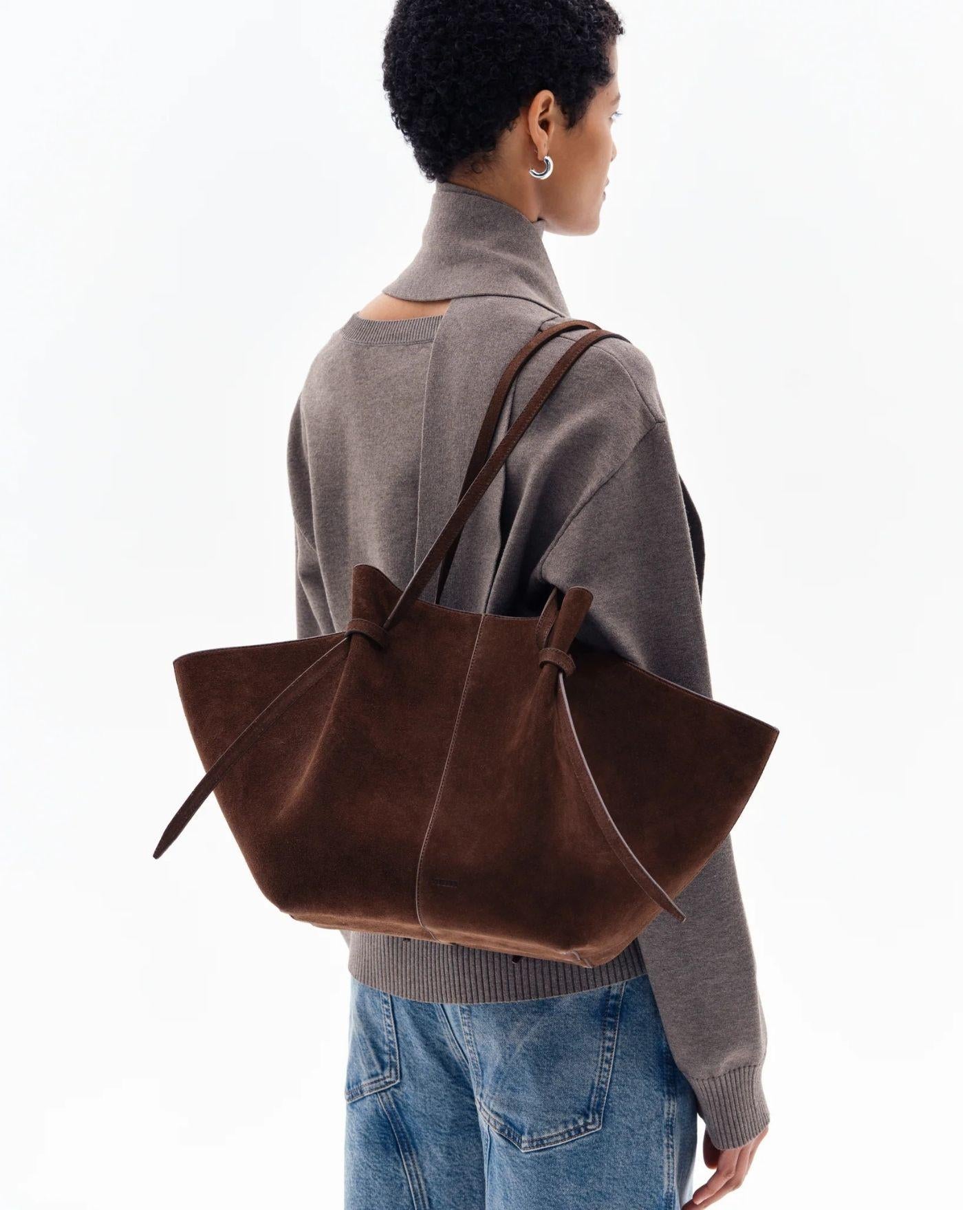 Bolso Yuzefi Large Mochi Chocolate YUZAW23-HB-LM-S004 CHOCOLATE YUZEFI 