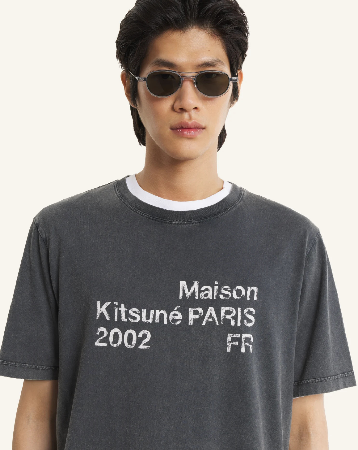 Camiseta Maison Kitsune 2002 Fades PM00124KJ7036 0519 MAISON KITSUNE 