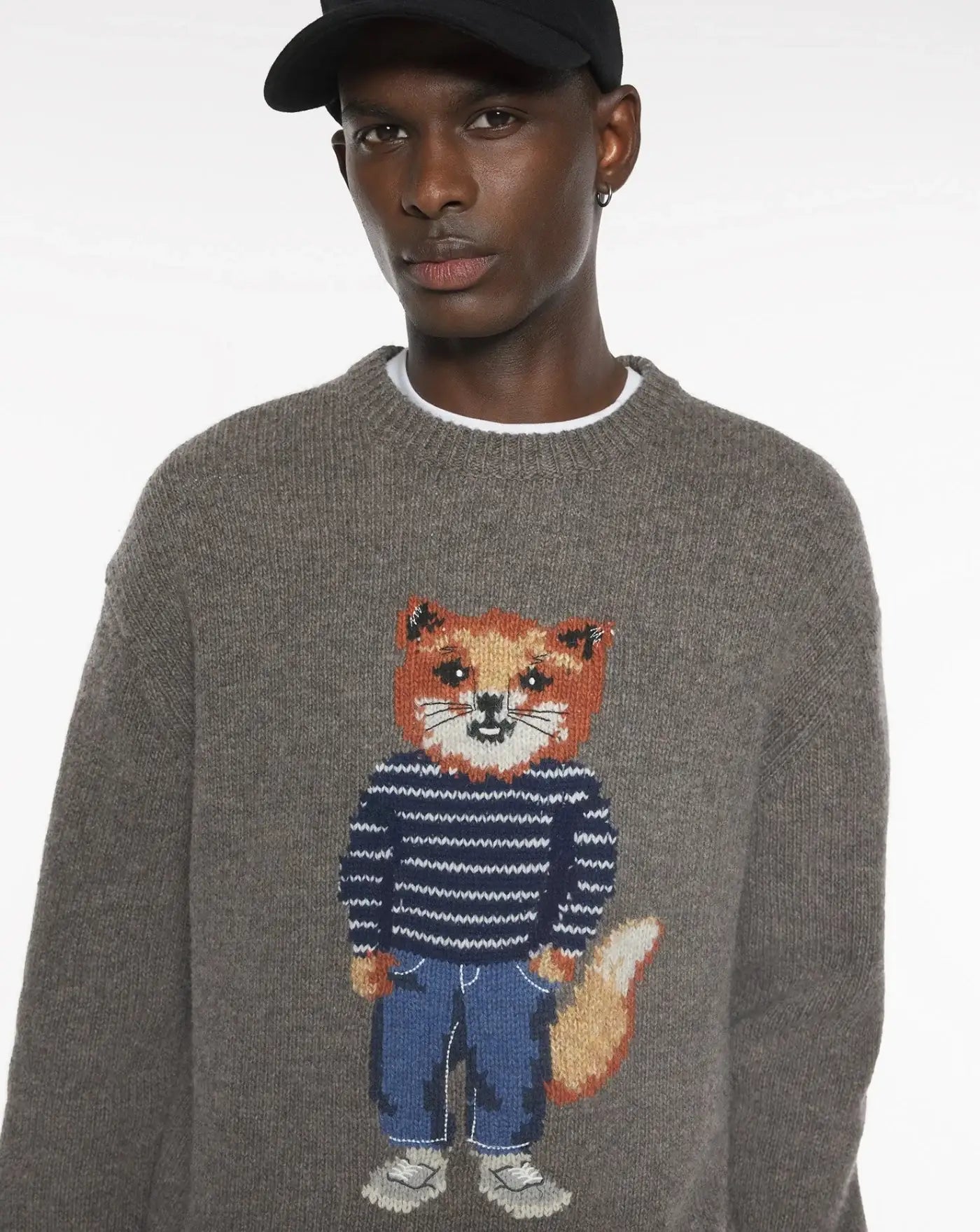 Jersey Maison Kitsune Dressed Fox Intarssia PM00806KH0002 H170 MAISON KITSUNE 