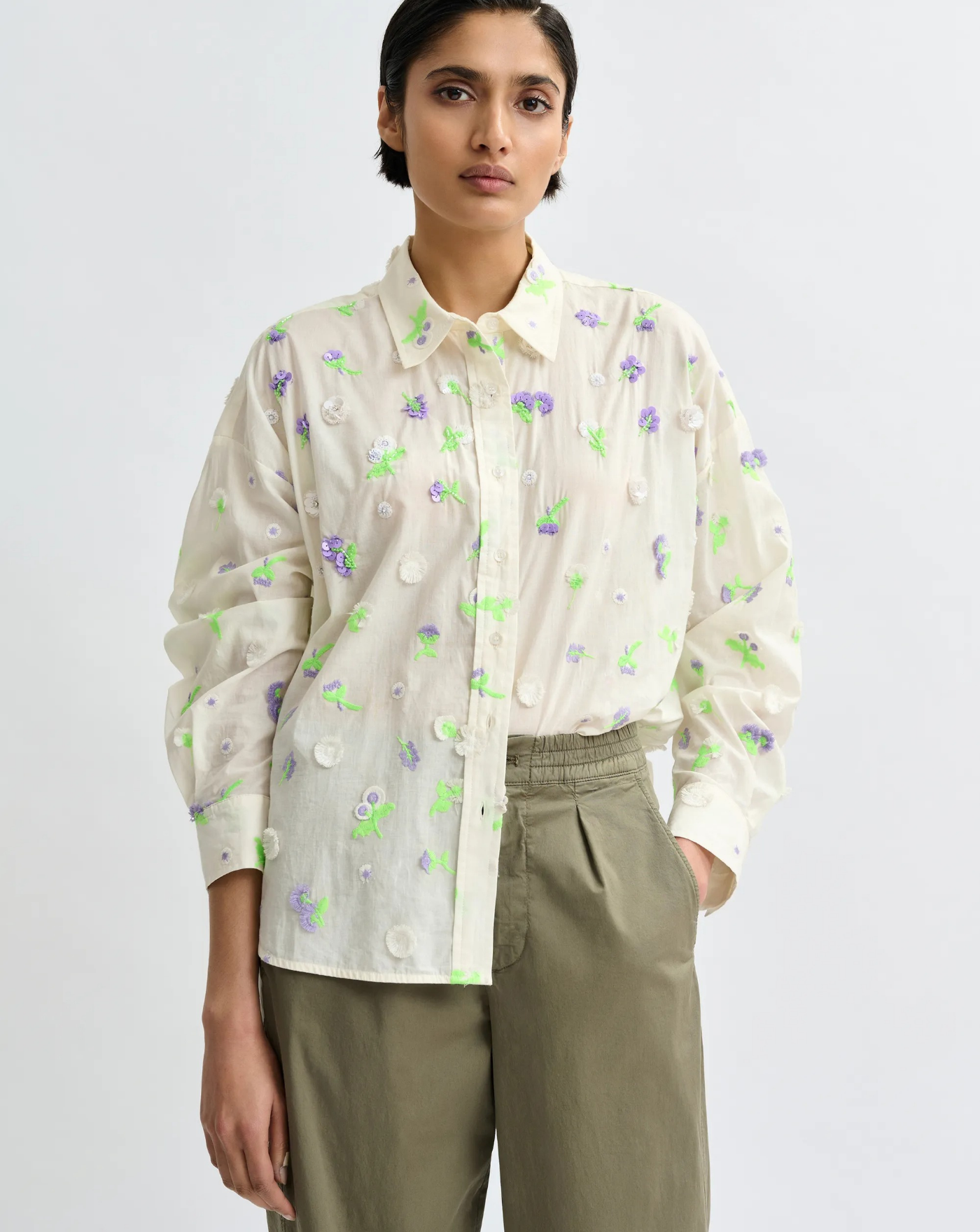 Camisa Essentiel Antwerp Jimena Embroidered Boxy Shirt JIMENA J1OWOFF WHITE ESSENTIEL ANTWERP 