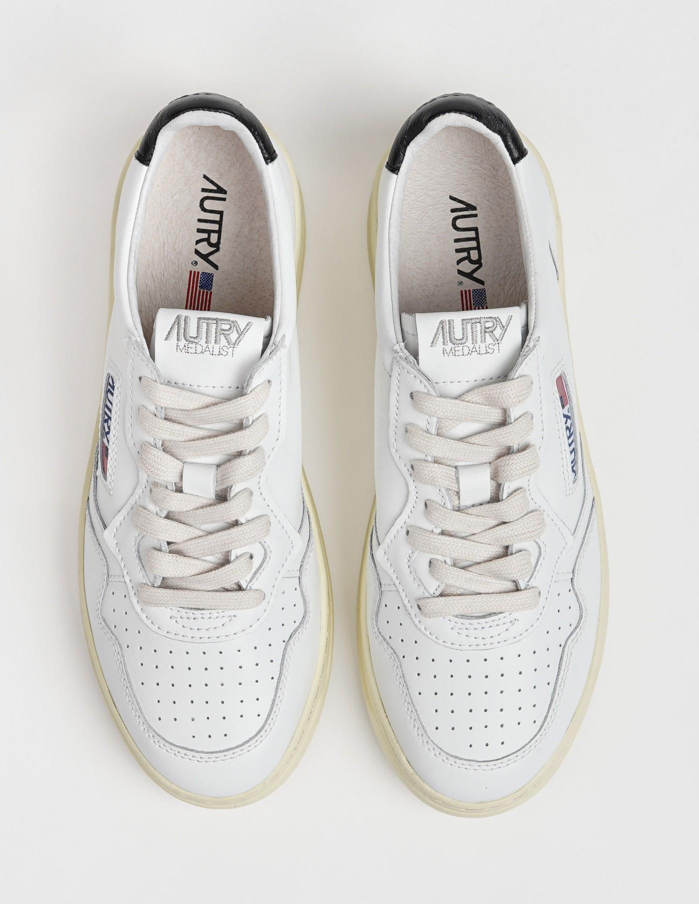 Zapatillas Autry Aulm LL22 AULM LL22 WHT/BLACK AUTRY 