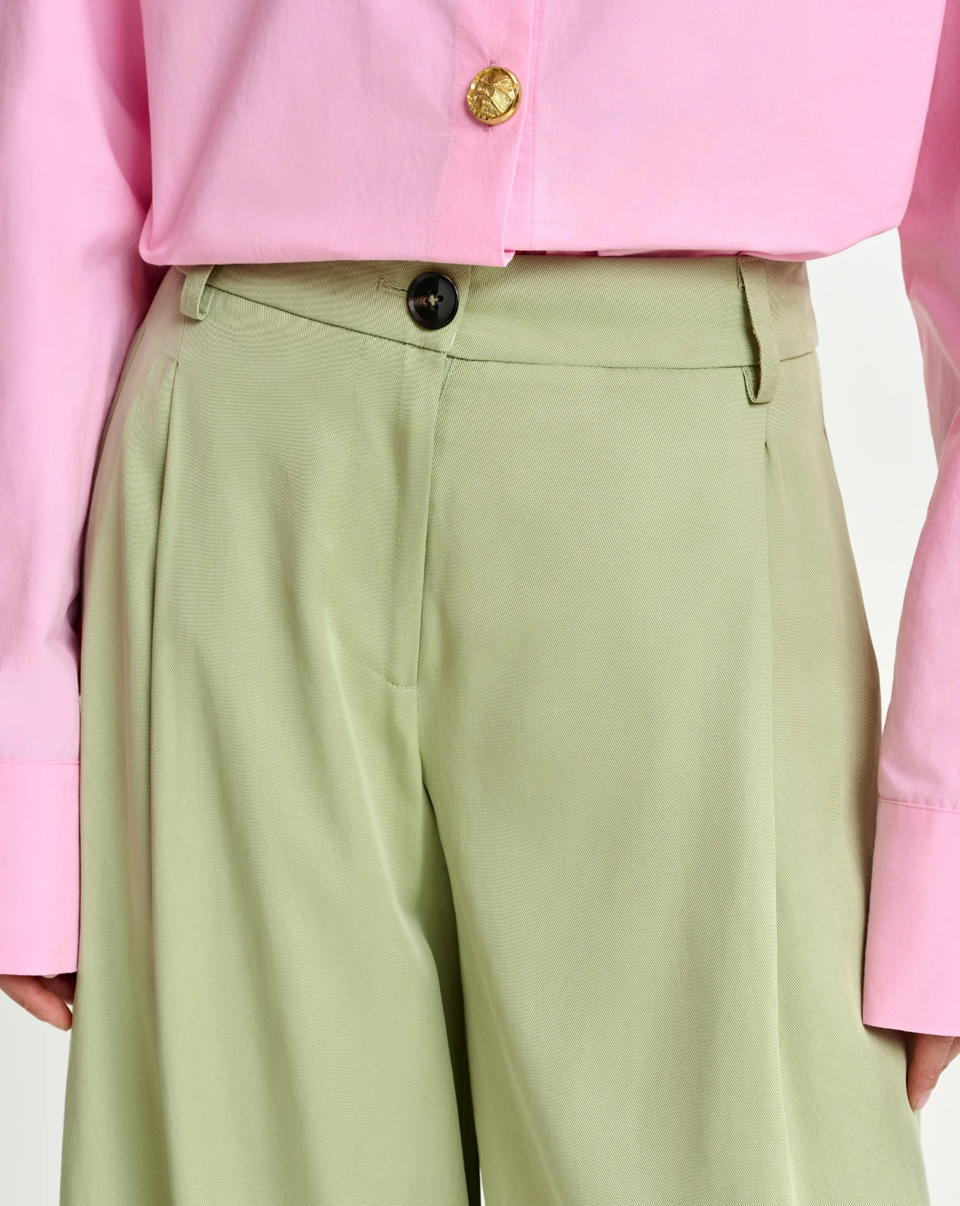 Pantalon Essentiel Antwerp Justicia Wide Leg Pants JUSTICIA BS22BASIL SMASH ESSENTIEL ANTWERP 