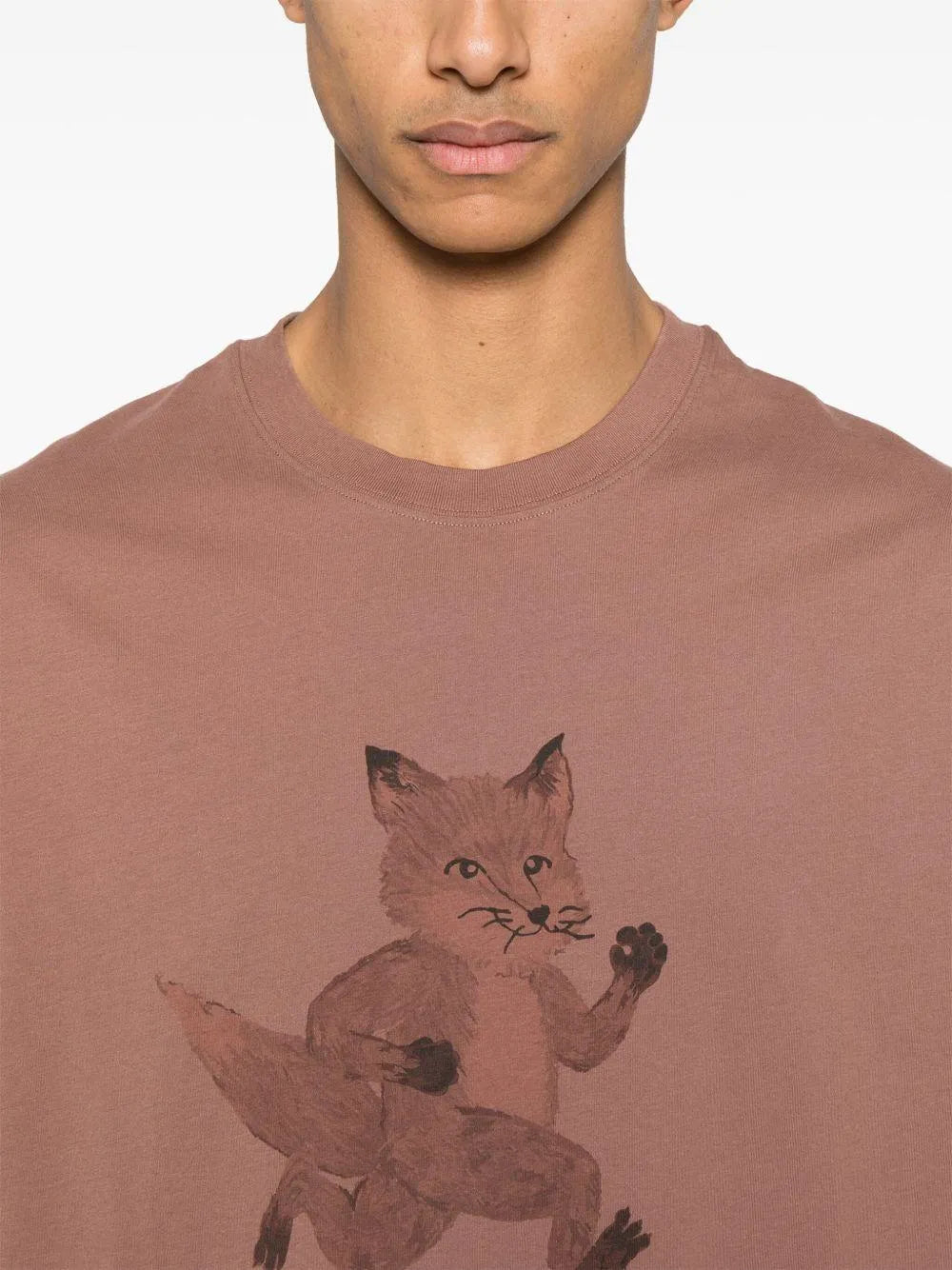 Camiseta Maison Kitsuné Speedy Fox OM00109KJ0008 0112 MAISON KITSUNE 